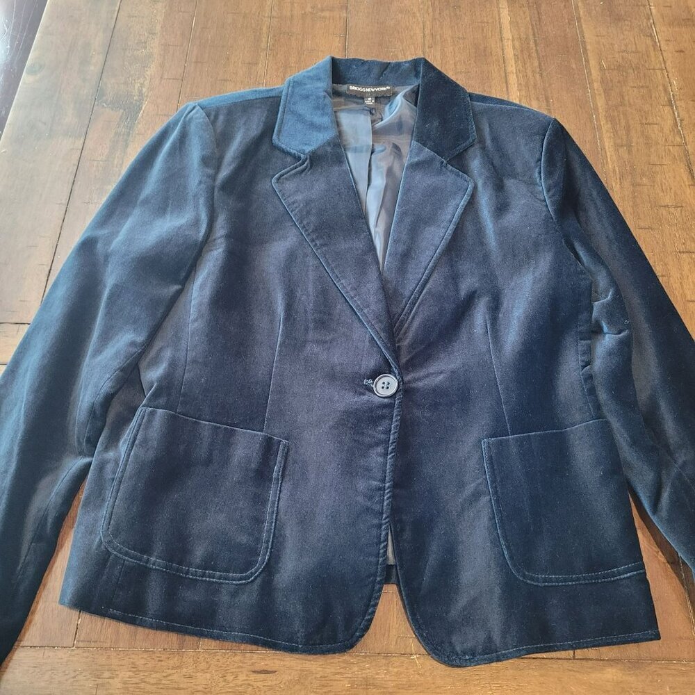 Briggs New York Navy Velvet Single-Button Blazer